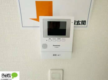 ̑@{Hʐ^FԂSTVj^[tC^[z