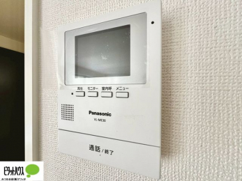 ̑@{Hʐ^FԂSTVj^[tC^[z