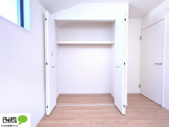 [@傫Ȏ[͂mׂG݂Ղ肵܂܂B