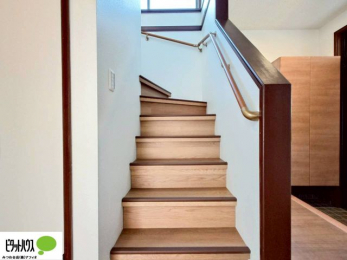 ̑@肷tKiBȂqlNz̕Sɏ艺ł܂B