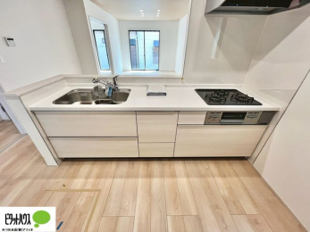 Lb`@lC̃JE^[Lb`́ArOɂ邲Ƒ̗lqf܂B