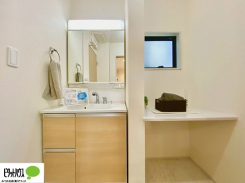 ���ʑ�E���ʏ��@�g���₷���V���v���Ȑ��ʉ��ϑ�B�����̎x�x�͂�������n�܂�܂��B