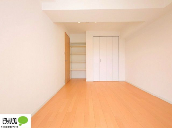 [@傫Ȏ[͂mׂG݂Ղ肵܂܂B