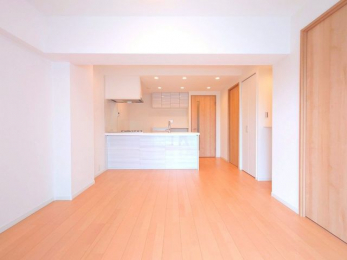 rO@lC̑ΖʃLb`ŉƑ݂ȂꏏB