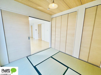 [@傫Ȏ[͂mׂG݂Ղ肵܂܂B