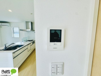 ̑@TVj^[tC^[zŖhƑ΍