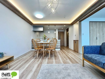 ���r���O�@�L�X�k�c�j�I����̑傫�ȃ\�t�@��u���Ă������f��ӏ܂��ǂ��ł��ˁB