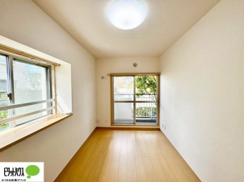 ���[�@�o���R�j�[�ւƑ������邢�����B