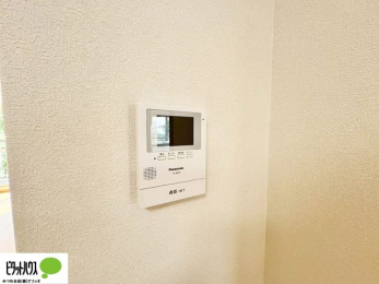 ���̑��@������Ԃ����S��TV���j�^�[�t���C���^�[�z��