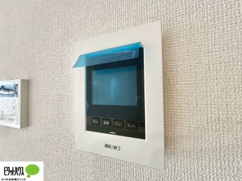 ���̑��@������Ԃ����S��TV���j�^�[�t���C���^�[�z��