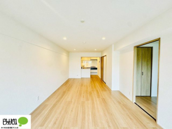 rO@16̃rÓAƋ̔zul₷`^łB߂₷Ƒ݂Ȃ̌ȅɁB