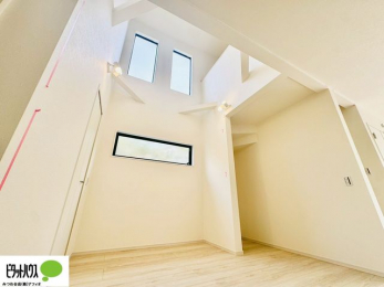 ���r���O�@�J�������ӂ�鐁�������̂��郊�r���O