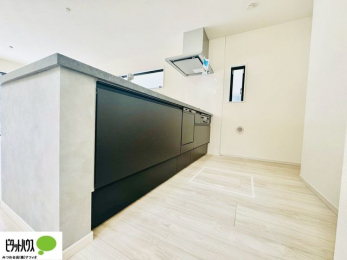 �L�b�`���@�Ƒ��Ƃ��b���Ȃ���y���������ł���J�E���^�[�L�b�`��