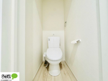 �g�C���@1�E2�K�E�H�V�����b�g�g�C�������B