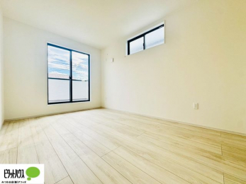 �Q���@�o���R�j�[�ւƑ������邢�����B