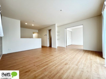 ���r���O�@LDK�Ɨm��������22�����̍L�X���