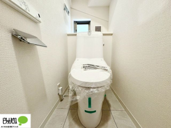 �g�C���@�E�H�V�����b�g�g�C�������B