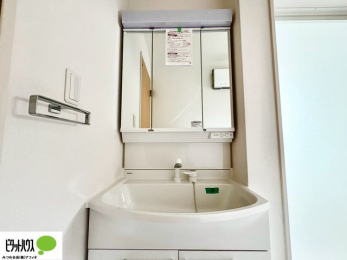 ���ʑ�E���ʏ��@�g���₷���V���v���Ȑ��ʉ��ϑ�B�����̎x�x�͂�������n�܂�܂��B