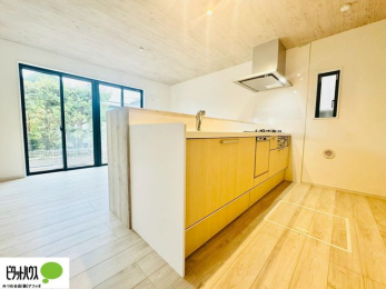 �L�b�`���@�Ƒ��Ƃ��b���Ȃ���y���������ł���J�E���^�[�L�b�`��