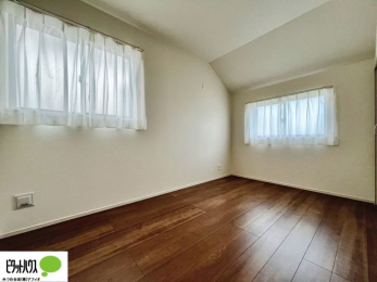 �q�������@2�ʍ̌��Ŗ��邭�A���ʂ��̗ǂ��������ł��B