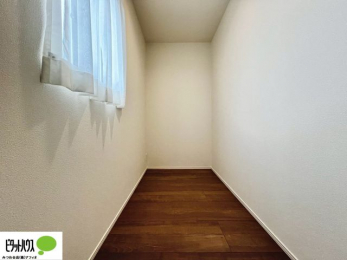 ���̑��@�Ǝ��X�y�[�X����[�ȂǑ��p�r�ɗ��p�ł���t���[�X�y�[�X�B