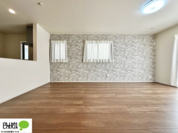 ���r���O�@�A�N�Z���g�N���X���g�p�����A�������ȃ��r���O�ł��B