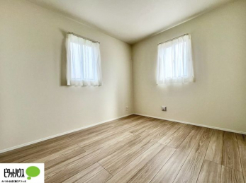 ���̑��@1�K5.5���X�g���[�W���[���B