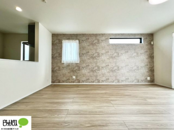 ���r���O�@�A�N�Z���g�N���X���g�p�����A�������ȃ��r���O�B