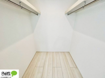 [@傫ȃEH[NCN[[bgɂ́AGߕ̈ߗނȂǂ܂Ƃ߂Ď[łALg܂