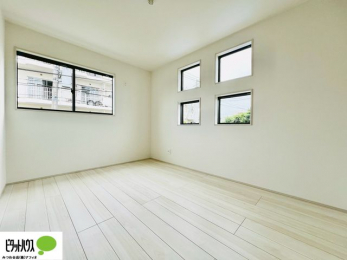 q@1KrOɂ͗mBhAJāAɍLԂɂ邱Ƃ\łB