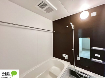 @̔ĂoX[͍LXBx͂qlƈꏏɗVтȂ܂ˁB