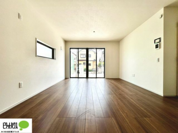 ���̑��@���R�����������ޒg���ȃ��r���O�B��������ɂ͓Ǐ��₨���Q�ł����Ȃ���̂�т�Ɖ߂����ЂƎ����B