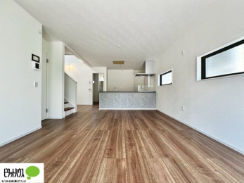 ���r���O�@�L�X�k�c�j�I����̑傫�ȃ\�t�@��u���Ă������f��ӏ܂��ǂ��ł��ˁB