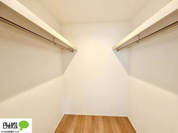 [@傫ȃEH[NCN[[bgɂ́AGߕ̈ߗނȂǂ܂Ƃ߂Ď[łALg܂