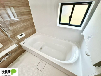 @1̔x̓͂qlƂ̃R~jP[V̏Ƃ