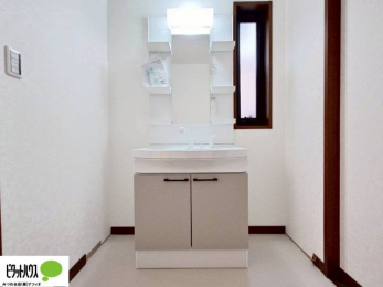 ʑEʏ@ʎɏAJr\hɂB傫ȋŌ₷ʉϑł