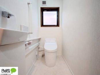 gC@t̖邢gCBオ̂T|[gĂ肷tłB