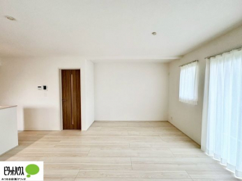 rO@傫ȑۓIȃrÓA邢CɂĂ܂ˁB