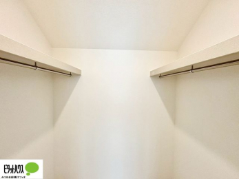 [@傫ȃEH[NCN[[bgɂ́AGߕ̈ߗނȂǂ܂Ƃ߂Ď[łALg܂