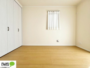 ̑ρ@rOׂ̗m͂qlƗV񂾂AƎAQȂǎglXłB