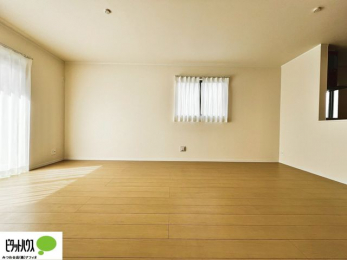 rO@lC̑ΖʃLb`ŉƑ݂ȂꏏB