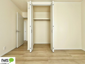 [@傫Ȏ[͂mׂG݂Ղ肵܂܂B