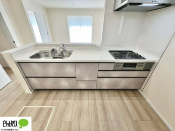 Lb`@VzȂł͂̃sJsJ̃Lb`͖̂yĂ܂ˁB