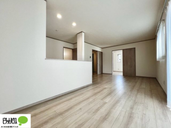 rO@lC̑ΖʃLb`ŉƑ݂ȂꏏB