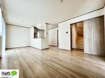 rO@傫ȑۓIȃrÓA邢CɂĂ܂ˁB