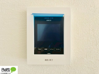 ���ӊ��@������Ԃ����S��TV���j�^�[�t���C���^�[�z��