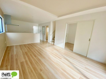 ���̑��@�l�C�̑ΖʃL�b�`���ŉƑ��݂�Ȃ������ꏏ�B