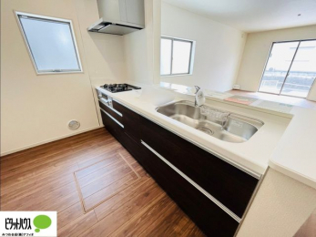 Lb`@{Hʐ^@lC̃JE^[Lb`́ArOɂ邲Ƒ̗lqf܂