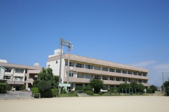 ӊ@Ds/{wZ k10B 730m