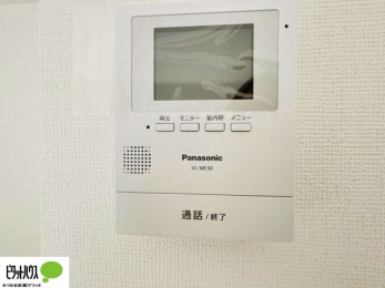 ̑@{Hʐ^FԂSTVj^[tC^[z